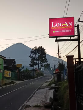 Logan View East Day 01