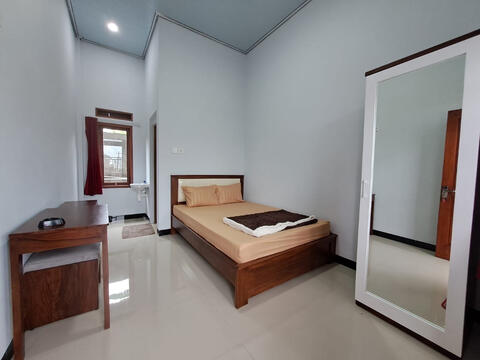 Kos Bedroom